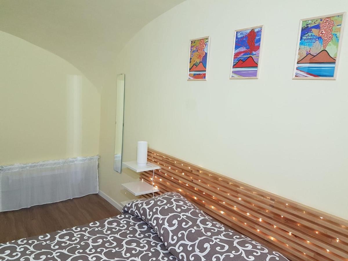 Rega Holiday House Napoli Bagian luar foto