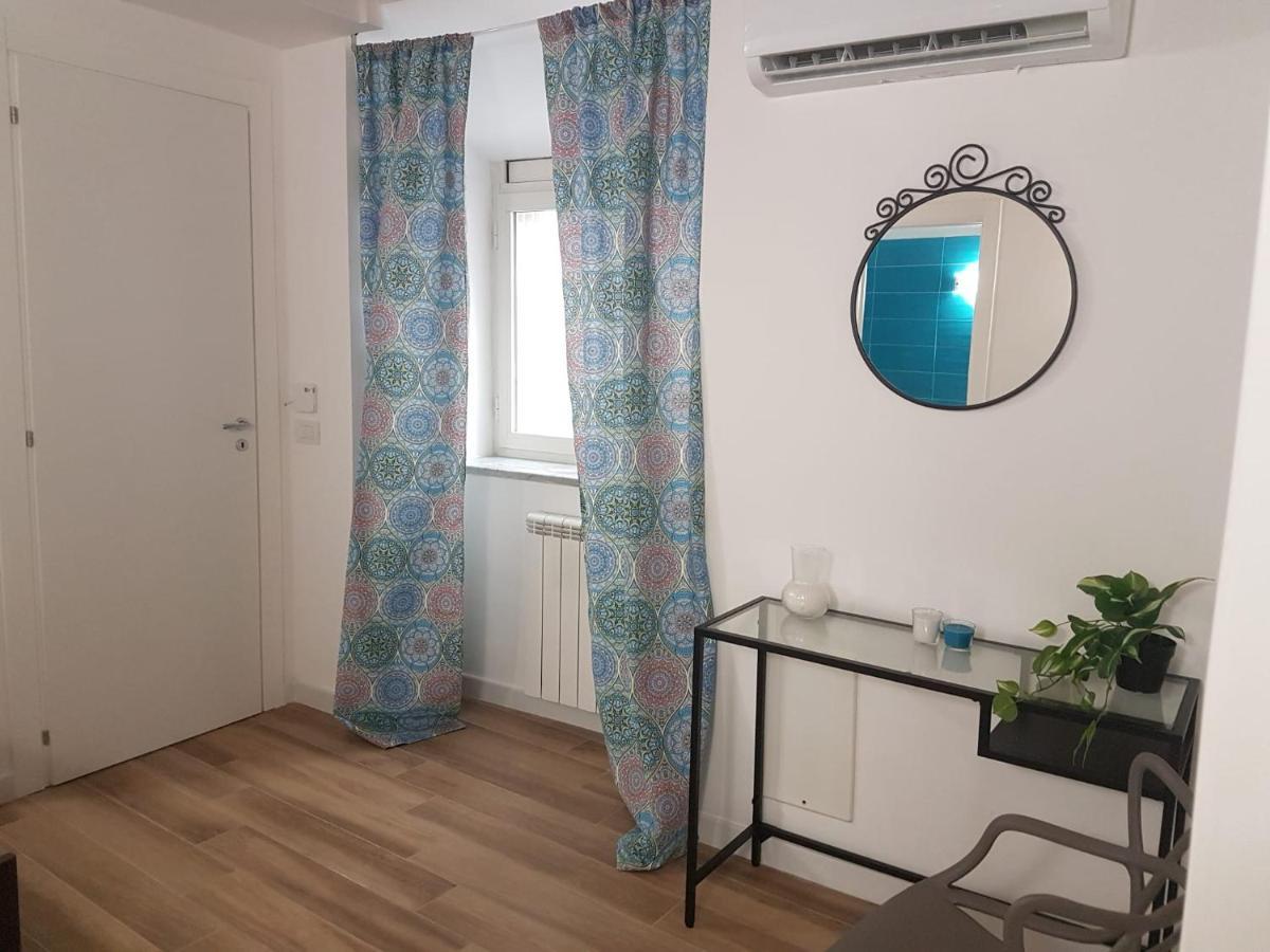 Rega Holiday House Napoli Bagian luar foto