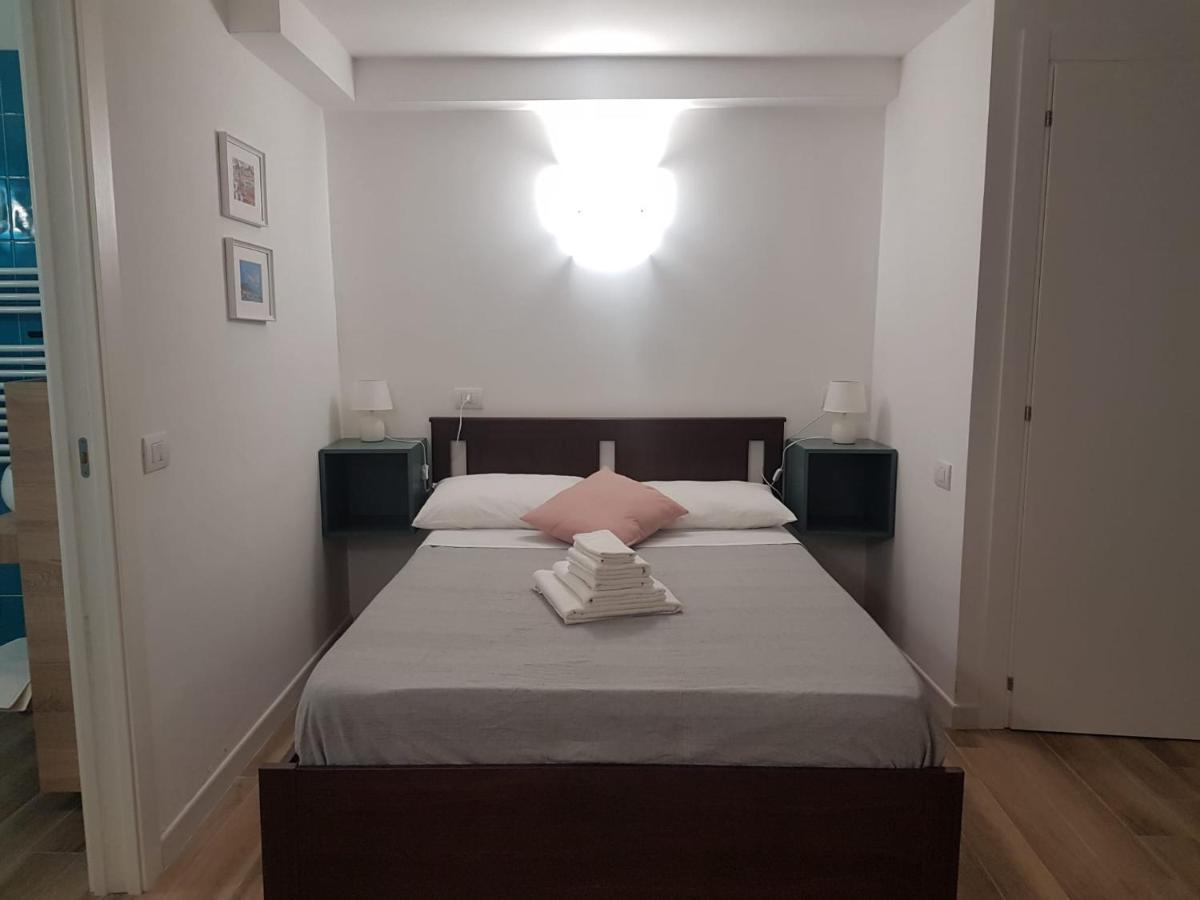 Rega Holiday House Napoli Bagian luar foto
