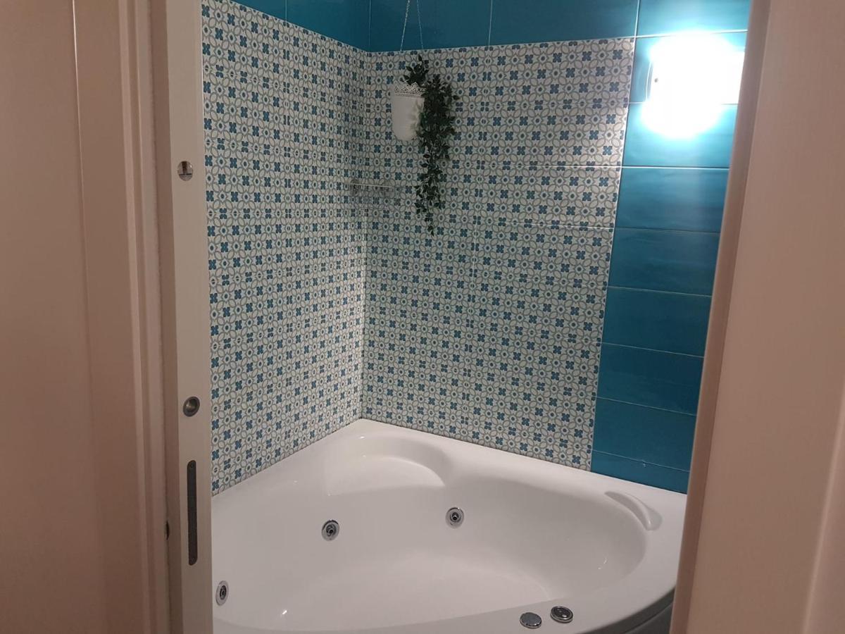 Rega Holiday House Napoli Bagian luar foto