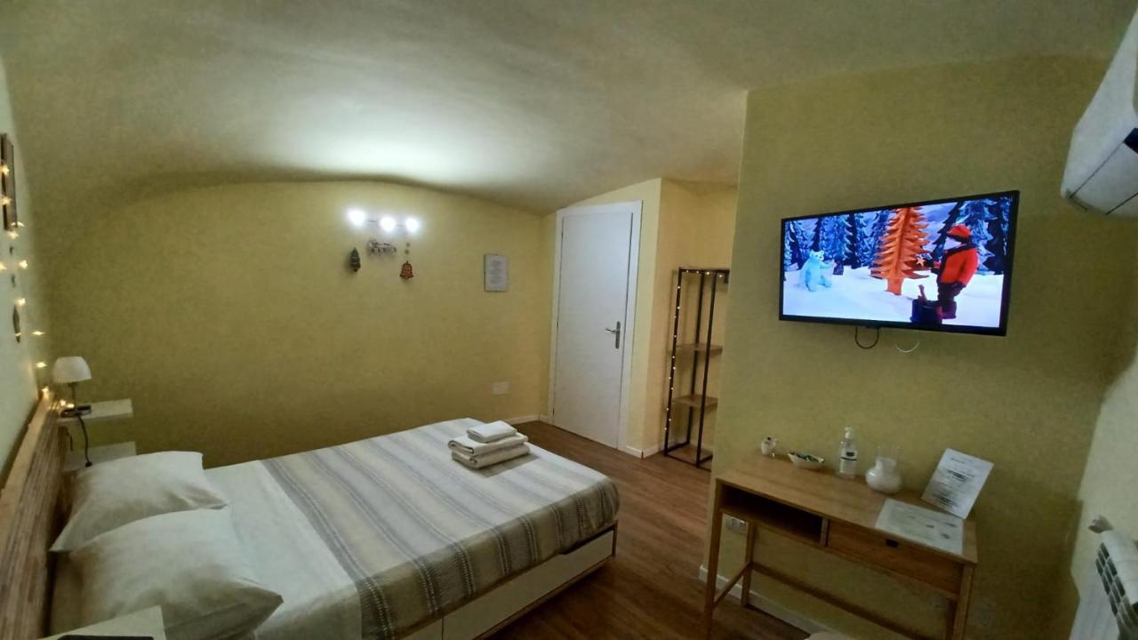 Rega Holiday House Napoli Bagian luar foto