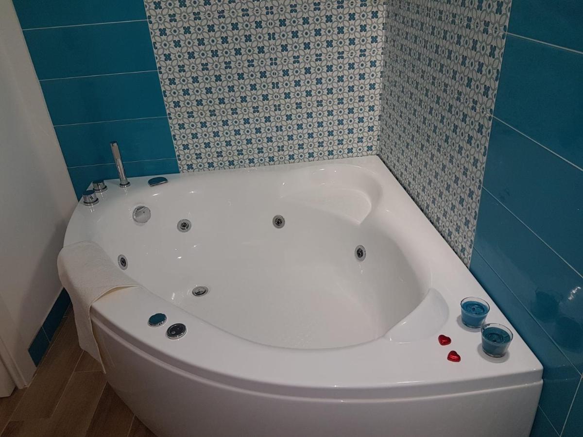 Rega Holiday House Napoli Bagian luar foto